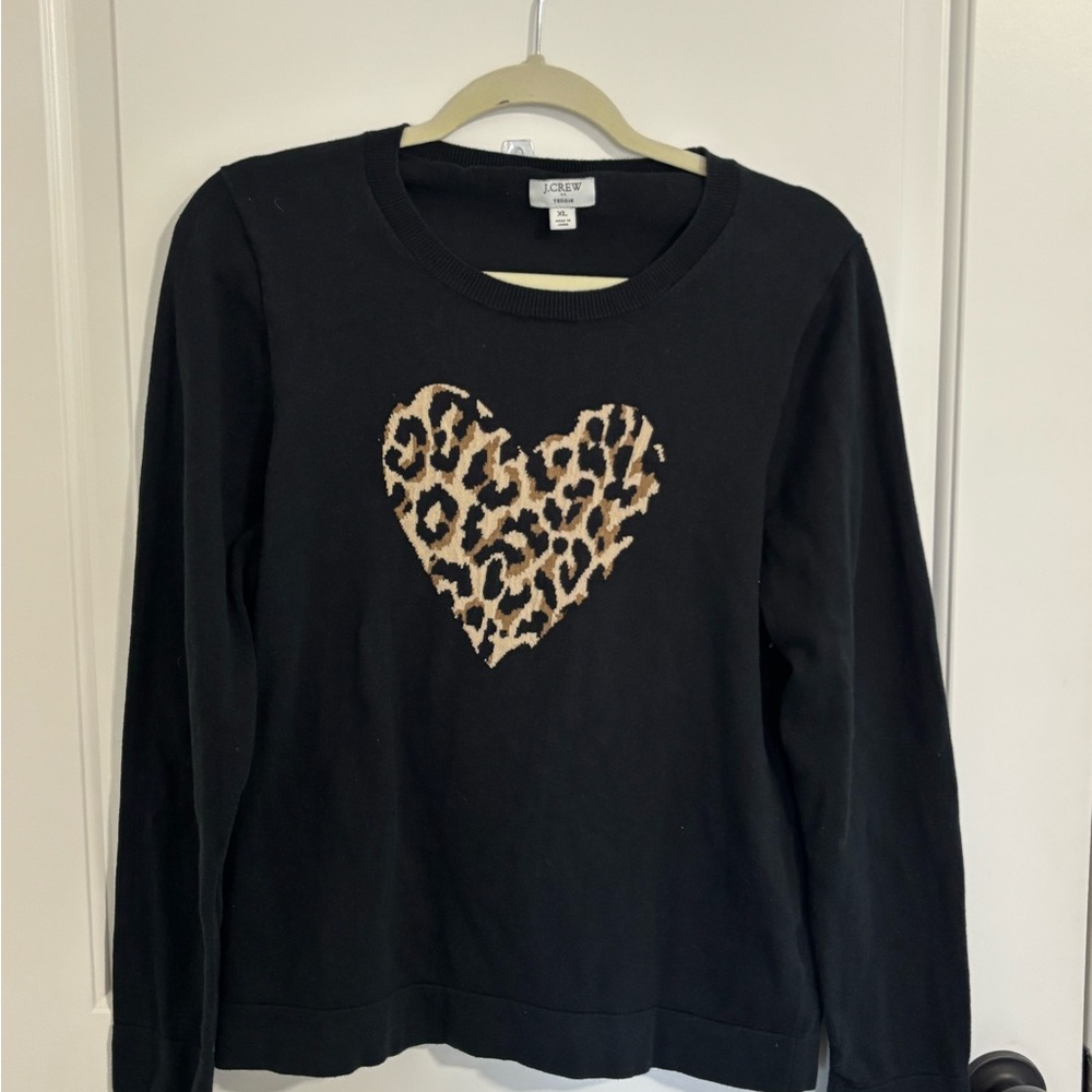 J CREW Black Sweater with Leopard Heart, XL in Teens M in Women’s